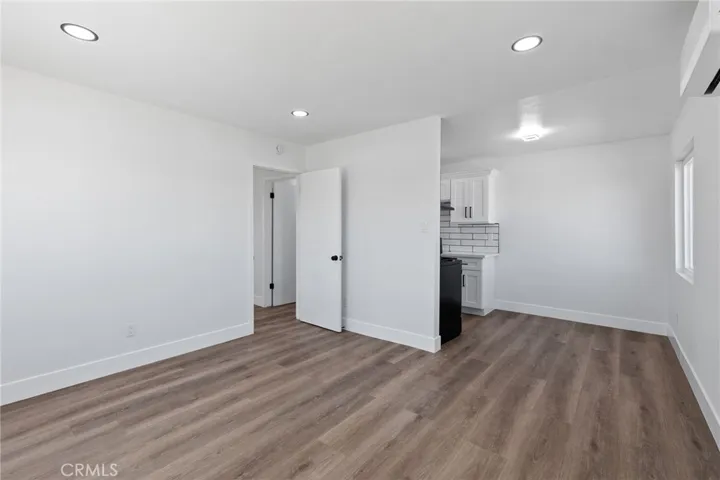 Back unit living room