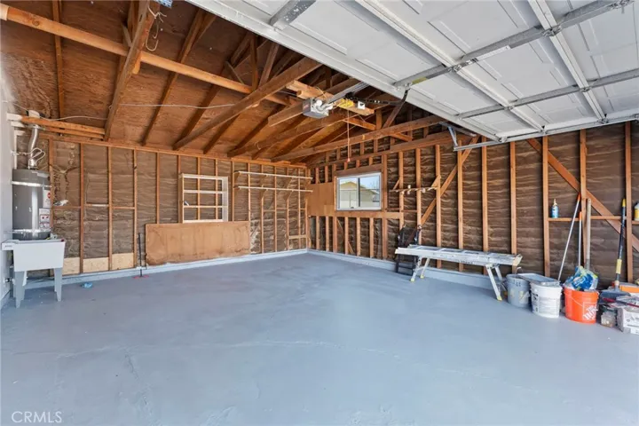 Back unit garage