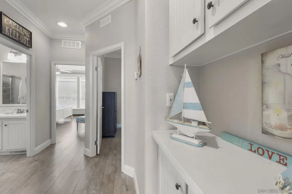 Hallway leading to two bedrooms