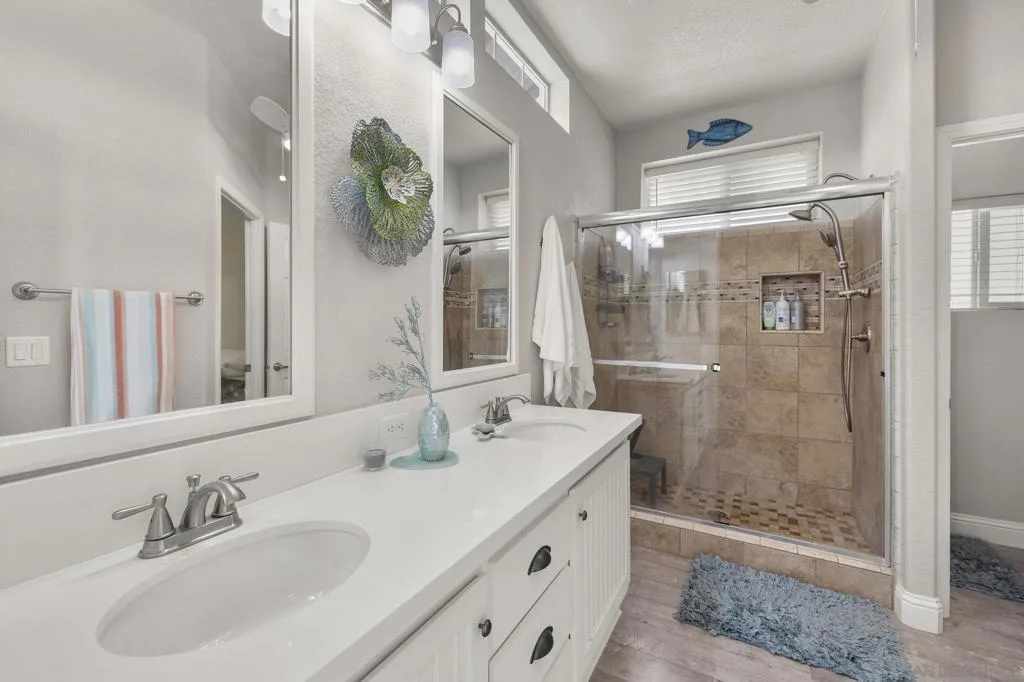Primary Bath/Spa