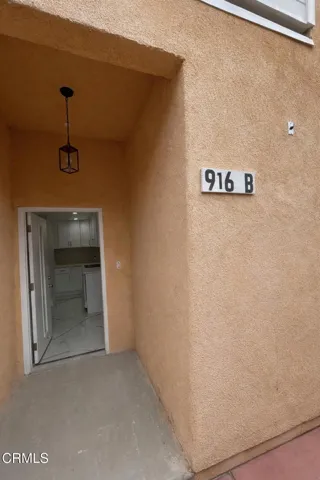 front 916 b