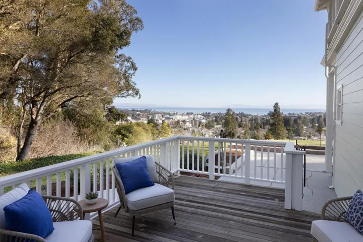 535 Highland Avenue, Santa Cruz, California 95060
