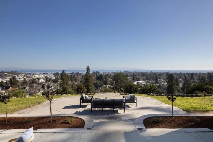 535 Highland Avenue, Santa Cruz, California 95060