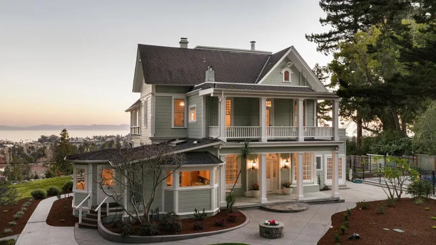 535 Highland Avenue, Santa Cruz, California 95060