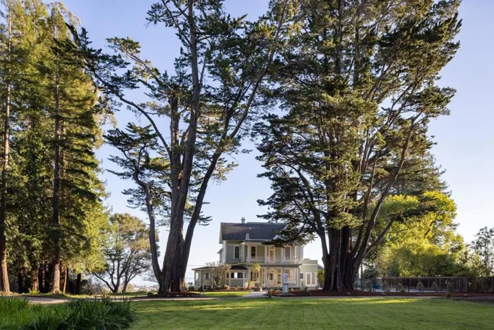 535 Highland Avenue, Santa Cruz, California 95060