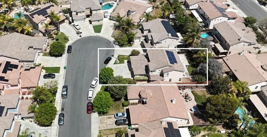 Aerial View of Cul-De-Sac