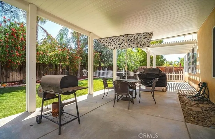 Backyard Covered Alumawood Patio