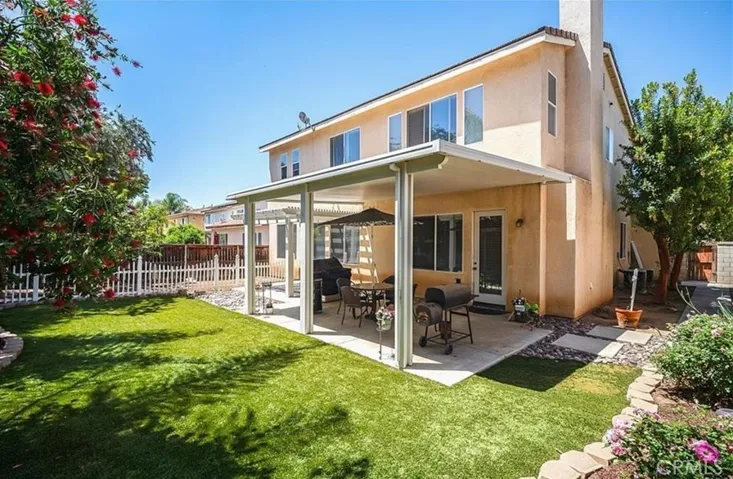 Backyard Covered Alumawood Patio
