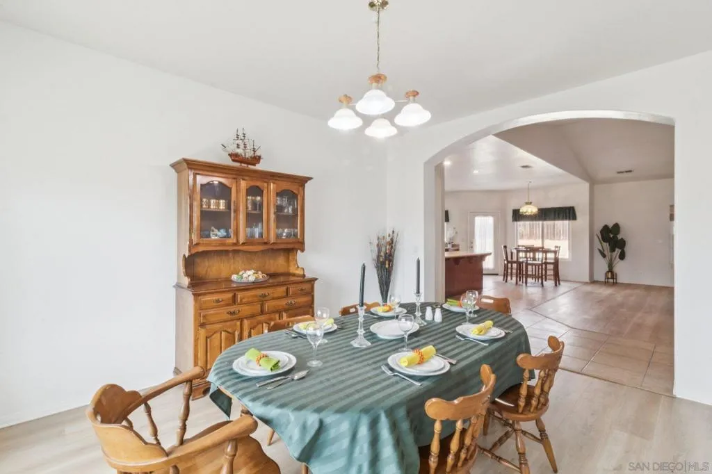 open floor plan homes Ramona