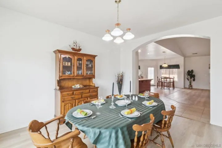 open floor plan homes Ramona