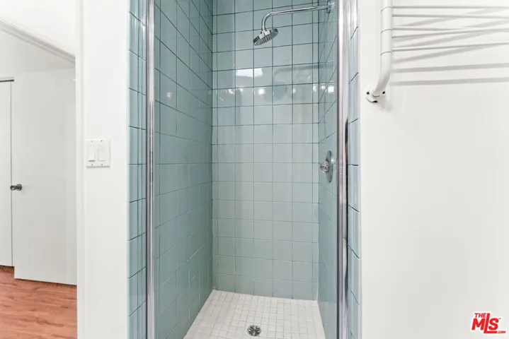 922 14th Sreet 111, Santa Monica, California 90403