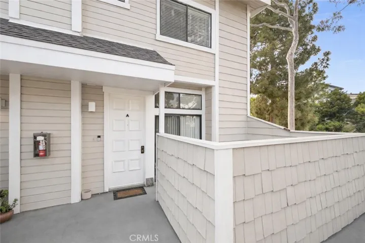 Facade virtually improved. Original pics at: https://tinyurl.com/DonLorenzoA