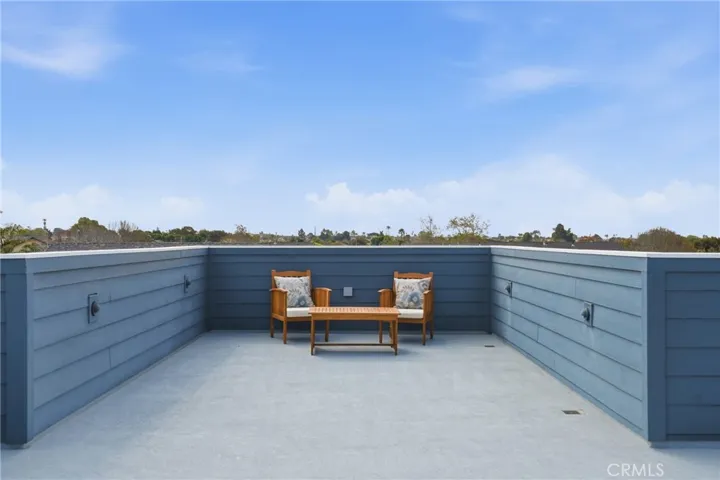 Huge roof top deck with Peek-a-boo Ocean Views
