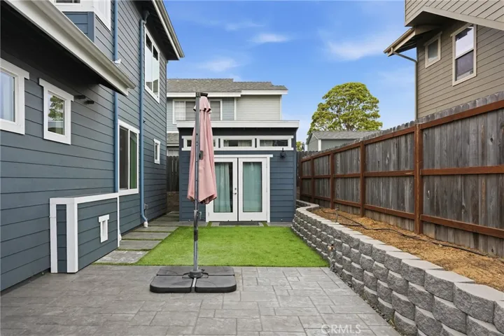 Low-maintenance backyard