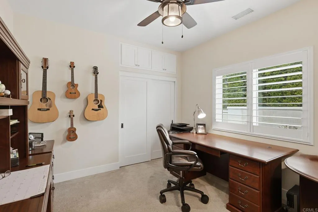 Bedroom/Office
