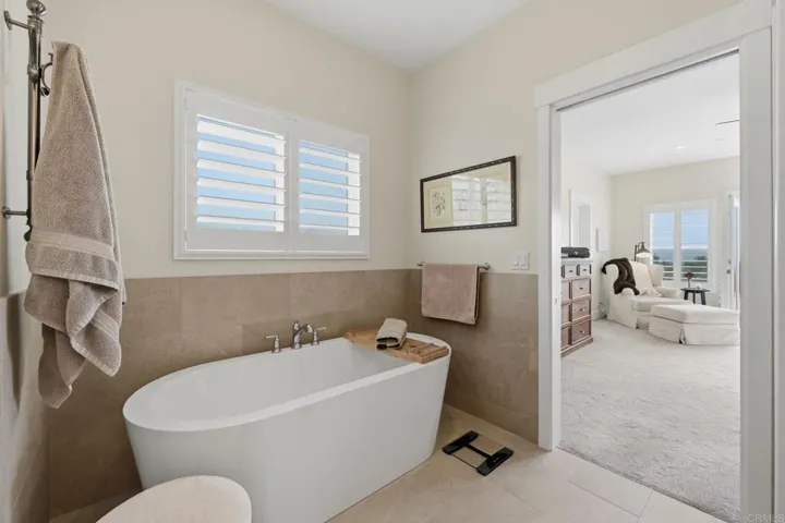 Soaking Tub