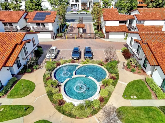 "The Fountains" Gated Community Entrance  - pic 1