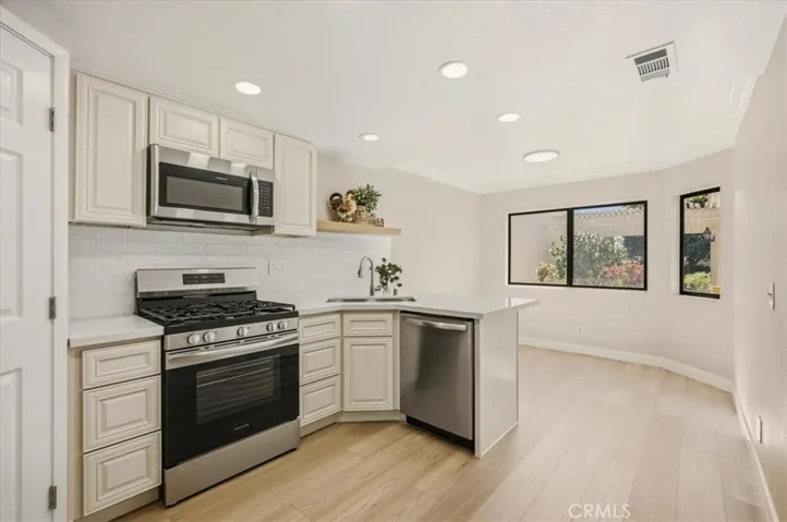 Stainless appliance package