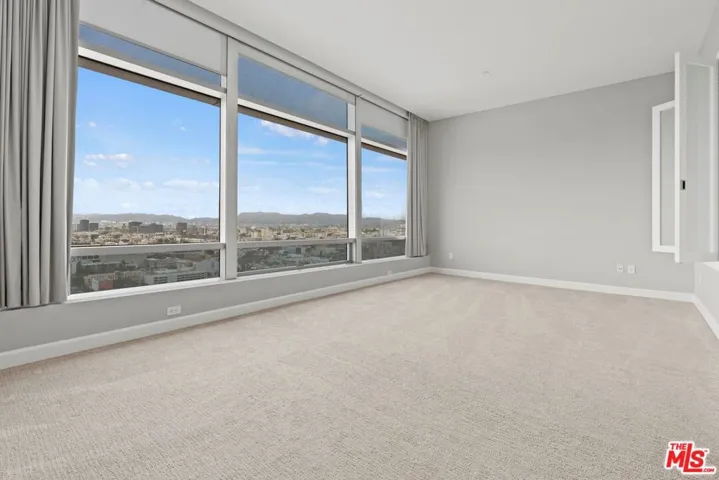 Main Bedroom - Looking Northwe