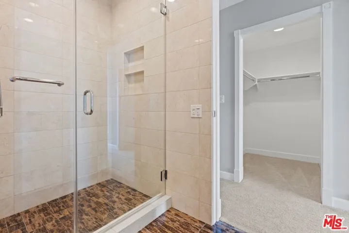 Main Bedroom Bathroom Shower