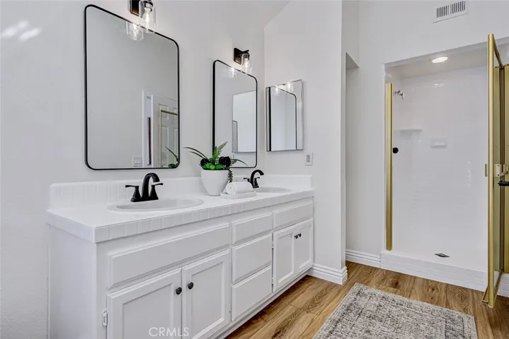 1912 Belmont Lane A, Redondo Beach, California 90278