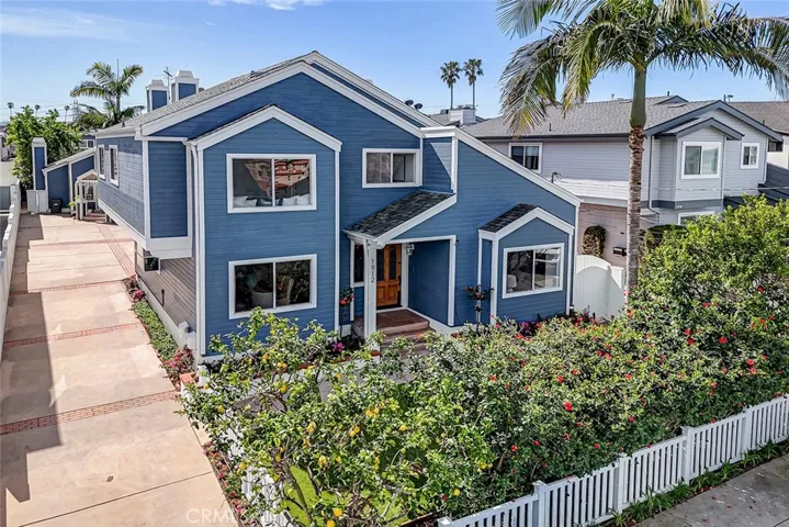 1912 Belmont Lane A, Redondo Beach, California 90278