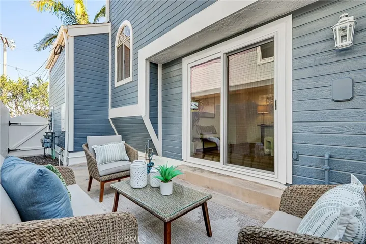1912 Belmont Lane A, Redondo Beach, California 90278