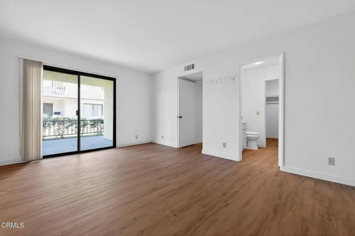 13_31200_Landau_Blvd_Cathedral_City_CA_9