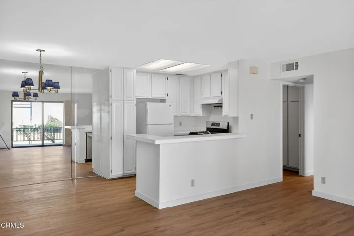 10_31200_Landau_Blvd_Cathedral_City_CA_9