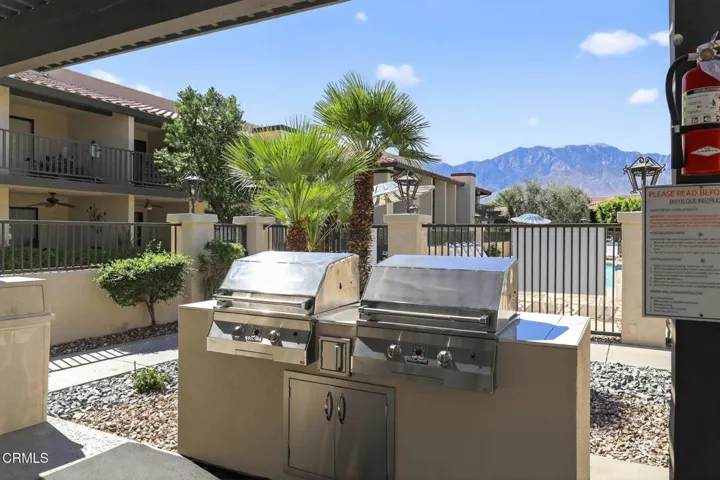 06_31200_Landau_Blvd_Cathedral_City_CA_9