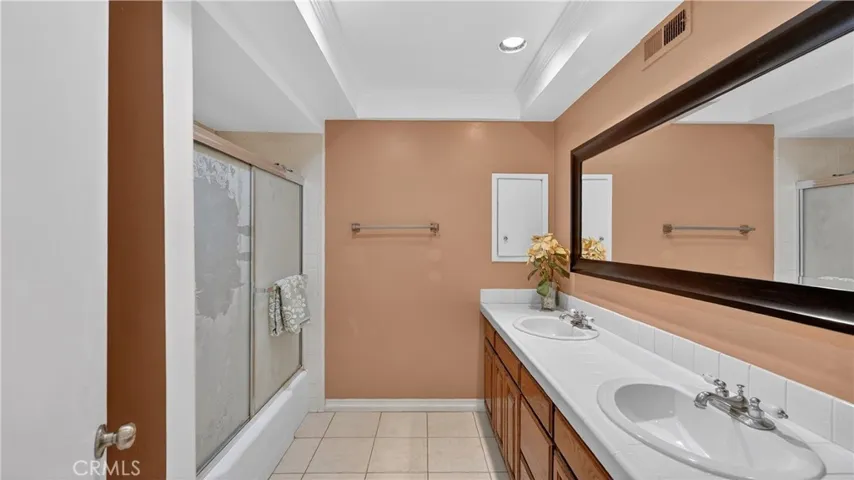 11062 Bixler Circle, Garden Grove, California 92840