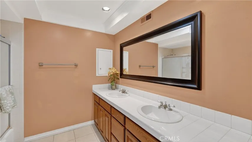 11062 Bixler Circle, Garden Grove, California 92840