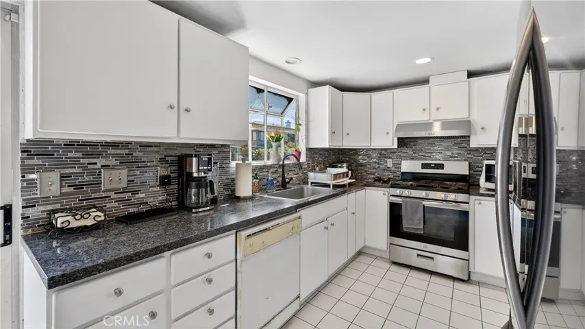 11062 Bixler Circle, Garden Grove, California 92840