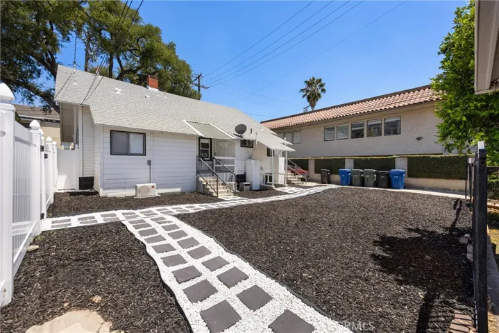 113 N Ivy Avenue 113 & 115, Monrovia, California 91016
