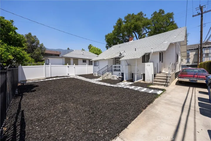 113 N Ivy Avenue 113 & 115, Monrovia, California 91016