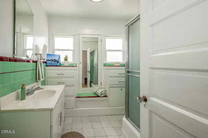 003__zuw7555_6_7_869