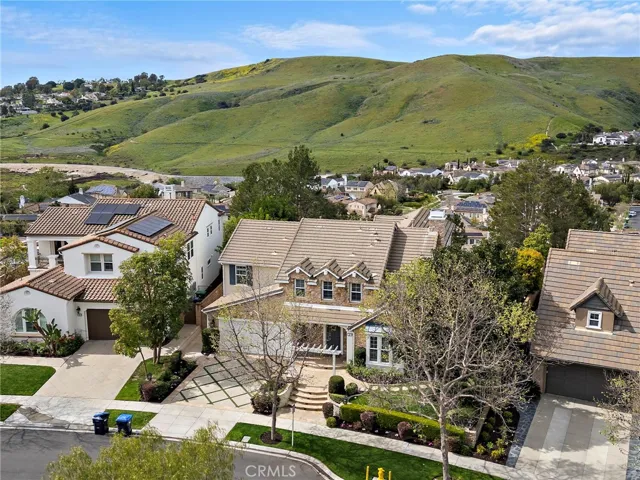 33 Christopher Street, Ladera Ranch, California 92694