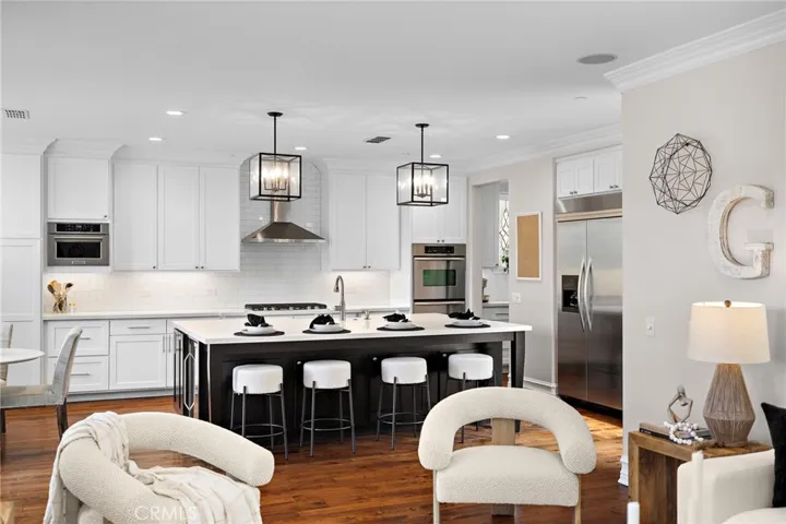 33 Christopher Street, Ladera Ranch, California 92694