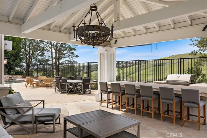 33 Christopher Street, Ladera Ranch, California 92694
