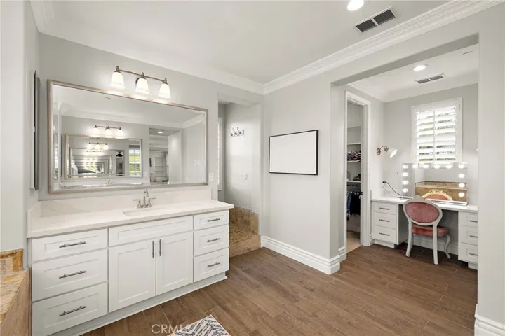 33 Christopher Street, Ladera Ranch, California 92694