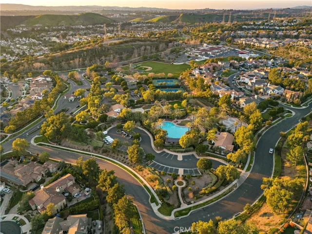 33 Christopher Street, Ladera Ranch, California 92694