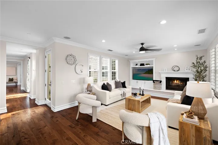 33 Christopher Street, Ladera Ranch, California 92694