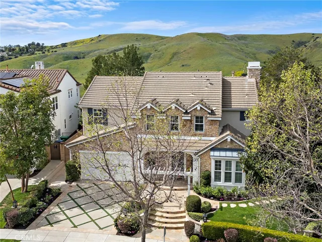 33 Christopher Street, Ladera Ranch, California 92694