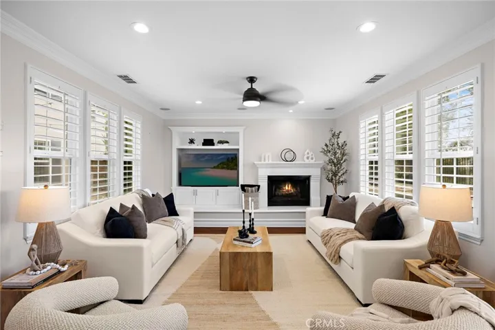 33 Christopher Street, Ladera Ranch, California 92694