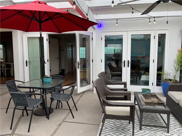 Residential Apartment Courtyard