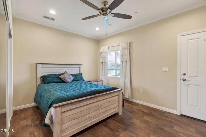 19-web-or-mls-Upmarket Media-10755Whe055