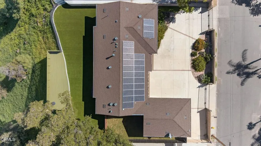 36-web-or-mls-Upmarket Media-10755Whe-ae
