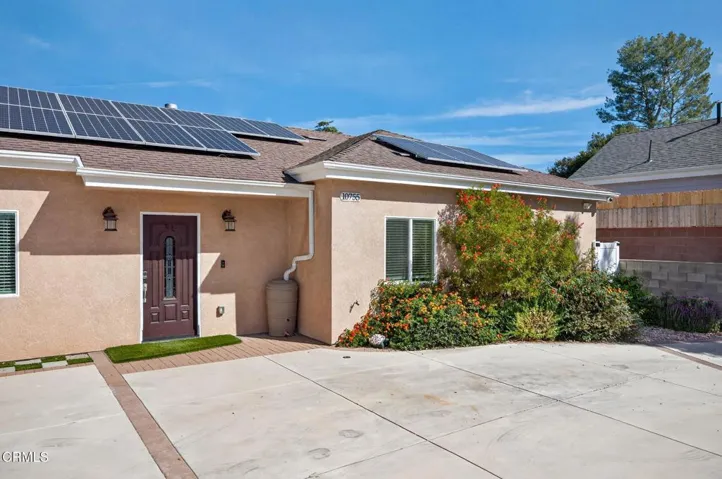 5-web-or-mls-Upmarket Media-10755Whe013