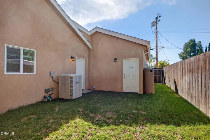 28-web-or-mls-Upmarket Media-10755Whe082