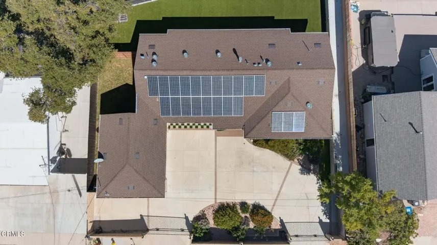 35-web-or-mls-Upmarket Media-10755Whe-ae